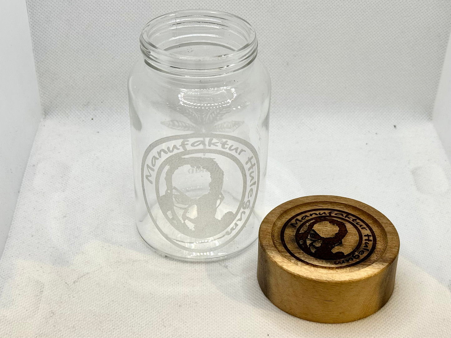 Vorratsglas mit Holzdeckel, Klarglas mit Gravur