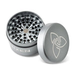 Bild in Galerie laden, Grinder Hizen Alu ohne Zähne – Silber 6,3 cm